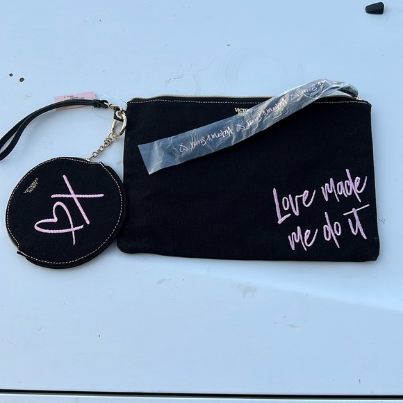 NIB 2 piece Victoria’s Secret clutch and coin or key chain - Picture 1 of 5